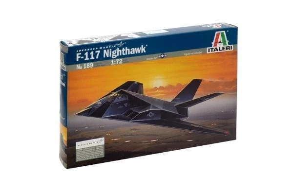 Plastikmodel af flyet F-117A Stealth til samling