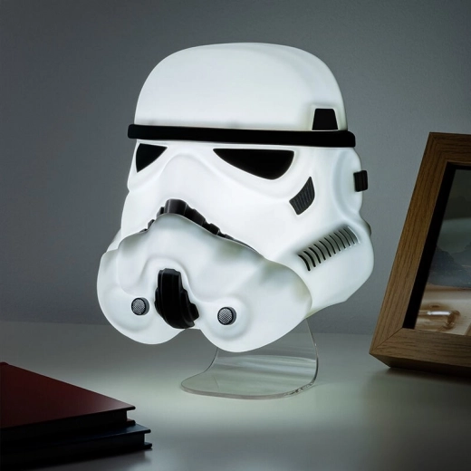 Ikonisk Stormtrooper-hjelm som ambient lampe