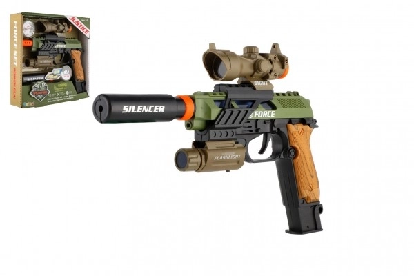 Pistol med tilbehør plast på batterier med lyd og lys i kassen 25x23x5cm