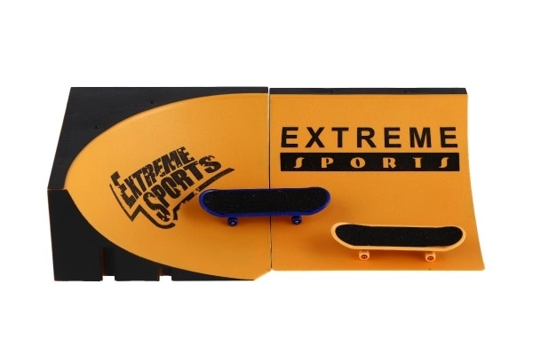 Finger skateboard skruelig 2stk plast 10cm med rampe med tilbehør 2 farver i æske 35x9x18cm