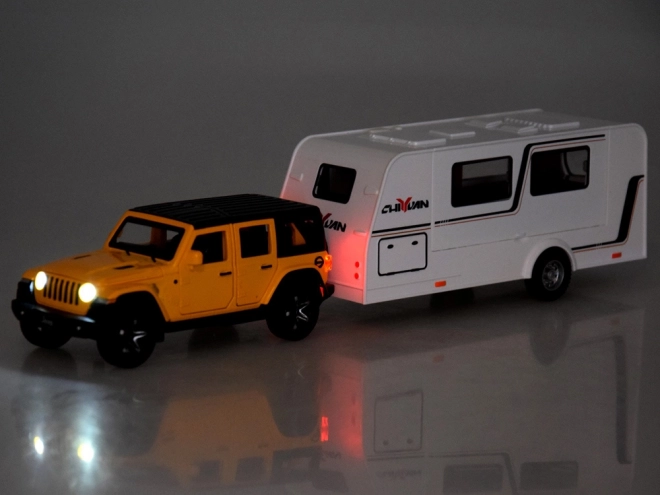 Auto til ferie terrængående bil og campingvogn
