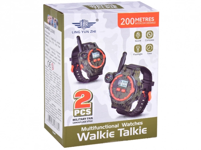 Militærur med walkie-talkie og kompas