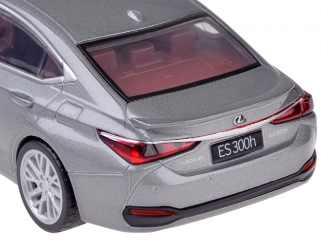 Modelbil Lexus ES300h 1:35 med lys og lyd