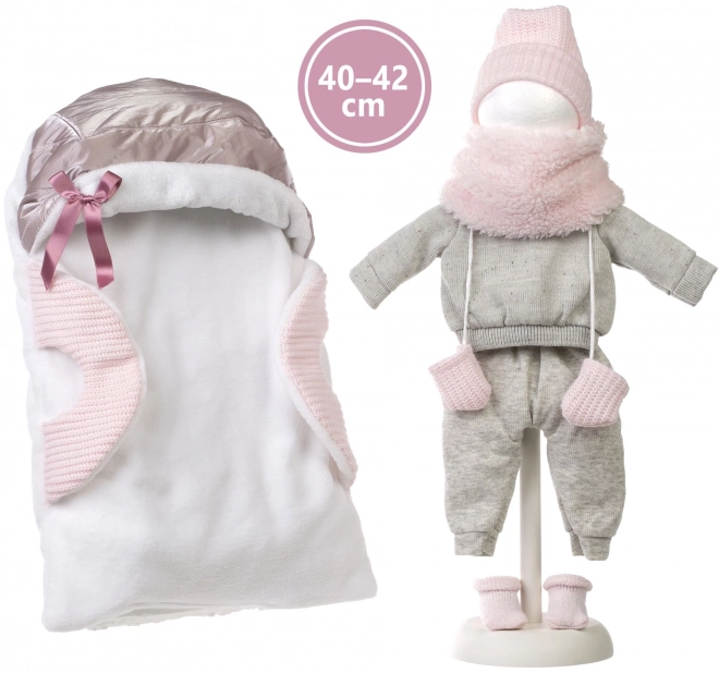 Realistisk babydukke med lyde