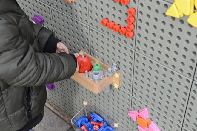 Masterkidz værktøjssæt med boremaskine og 8 elementer til videnskabelig-kreativ tavle STEM