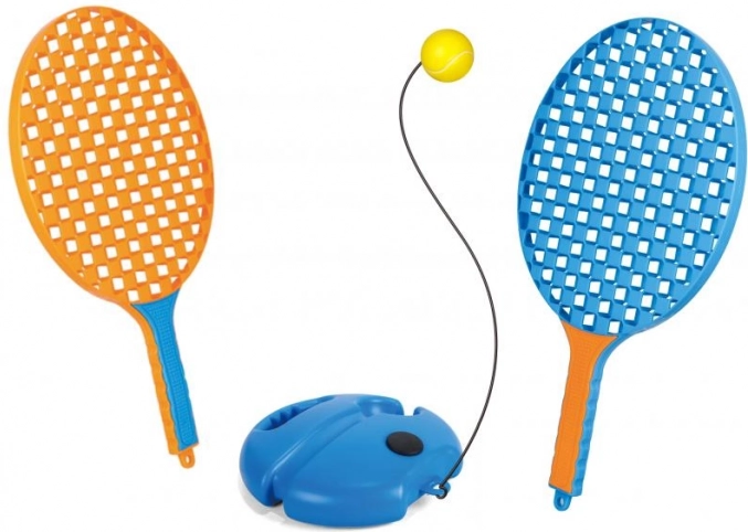 Sporto tennistræner med to ketchere