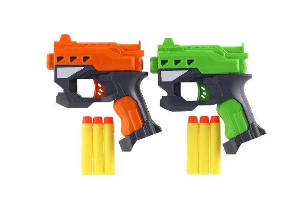 Pistoler 2 stk 12 cm plast til skumammunition + 6 stk ammunition på kort