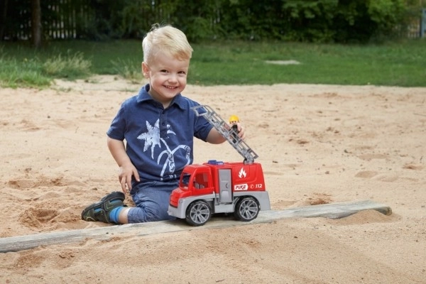 Auto Truxx brandbil plast 29cm med figur i kasse 39x22x16cm 24m+