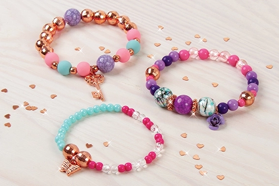 Armbånd og tatoveringer, blomster