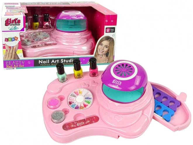 Børnesæt til negledekoration med glitter og lampe