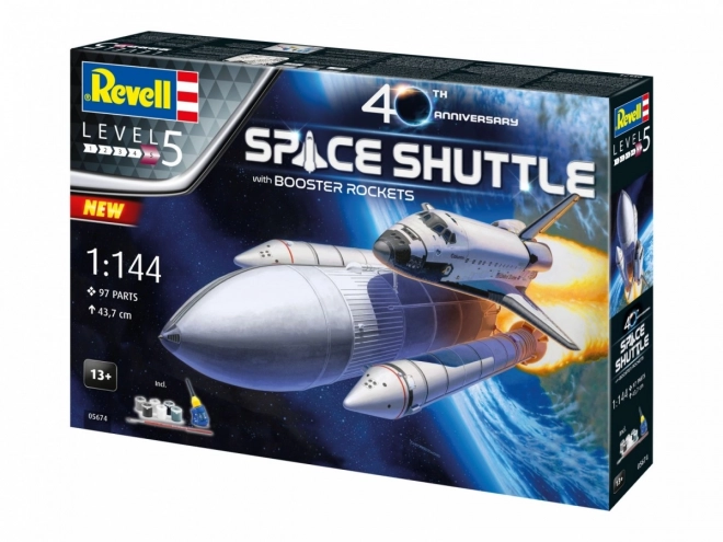 Revell model rumfærge med booster-raketter