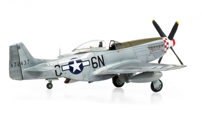 Plastmodel af flyvemaskine North American P-51D Mustang