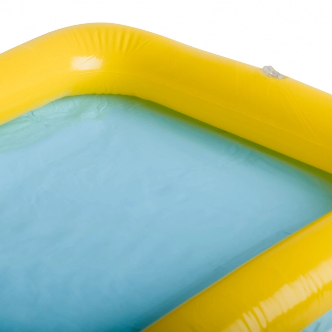 Oppustelig sandkasse til kinetisk sand