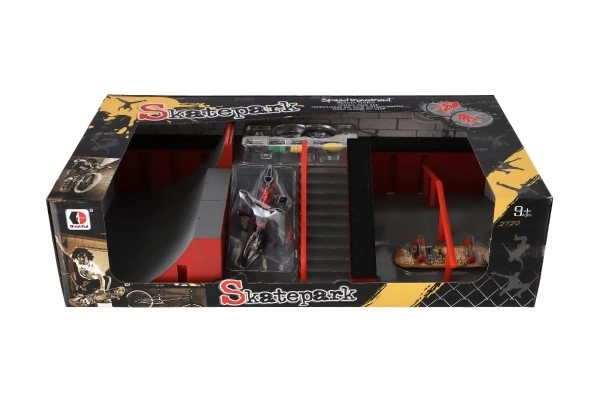 Skatepark - ramper, finger cykel og skateboard