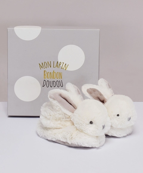 Doudou sæt af kanin bootees med rasler beige
