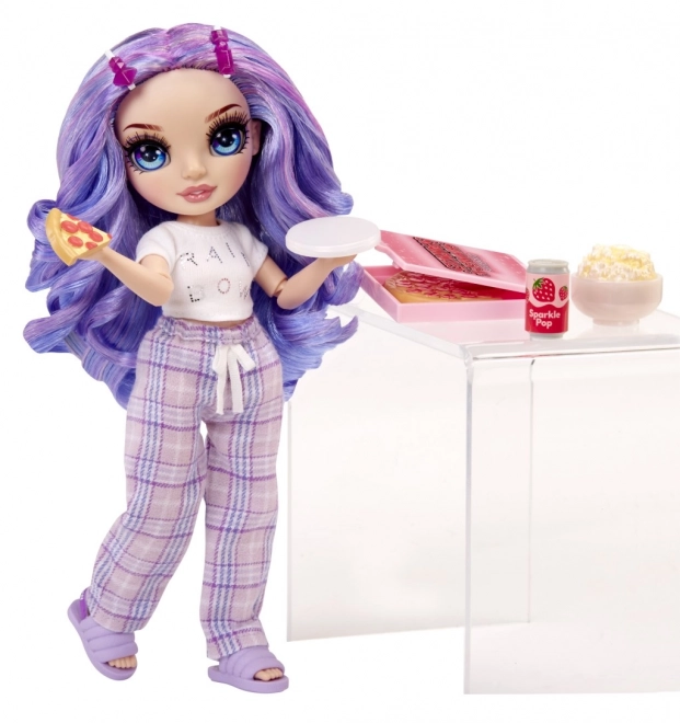 Rainbow High Junior Fashion dukke i pyjamas - Violet Willow