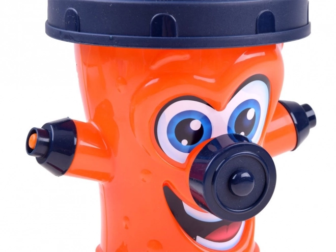 Havehydrant som legetøj med sprøjtedyse