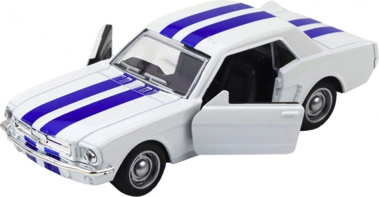 Åbne døre og detaljeret interiør