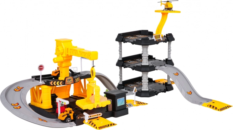 Fungerende kran med krog på håndsving