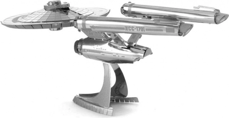 Ikonisk STAR TREK-rumskib i metaludgave