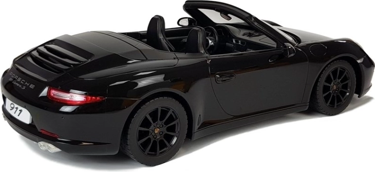 Realistisk design med Porsche-licens