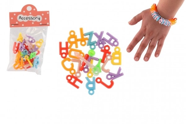 Plastperler hjerte, bogstaver med snor 2 typer i pose 6,5x11x1cm