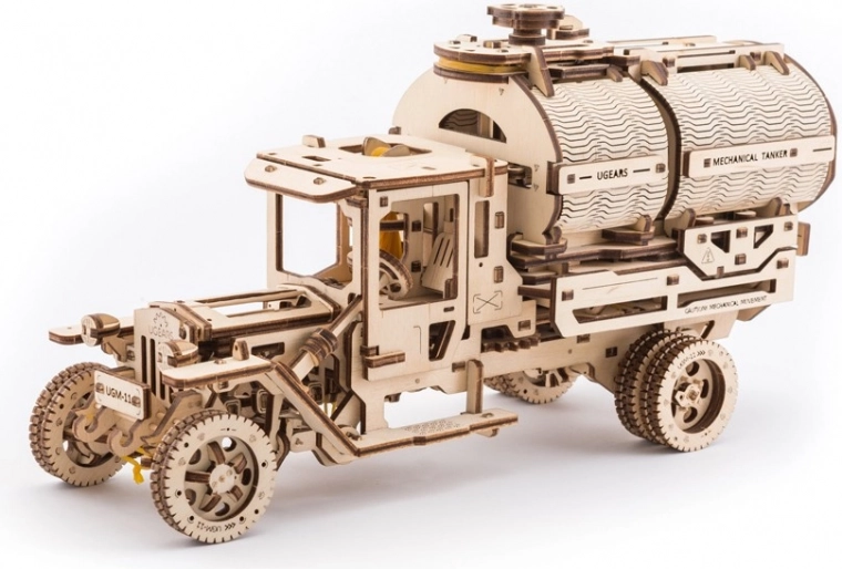 Tankvogn med mekaniske detaljer