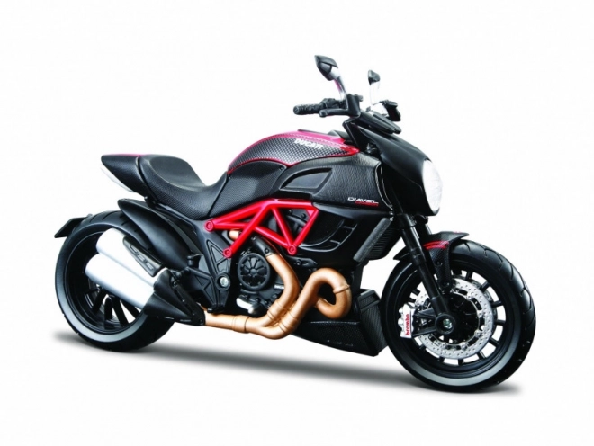 Motorcykel Ducati Diavel Carbon model 1:12