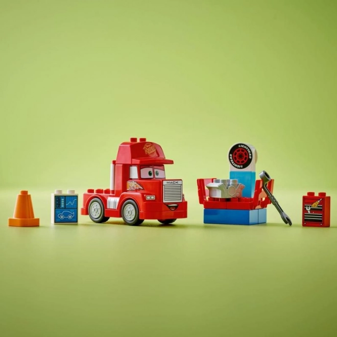 LEGO DUPLO Disney Biler Maniek i kapløbet