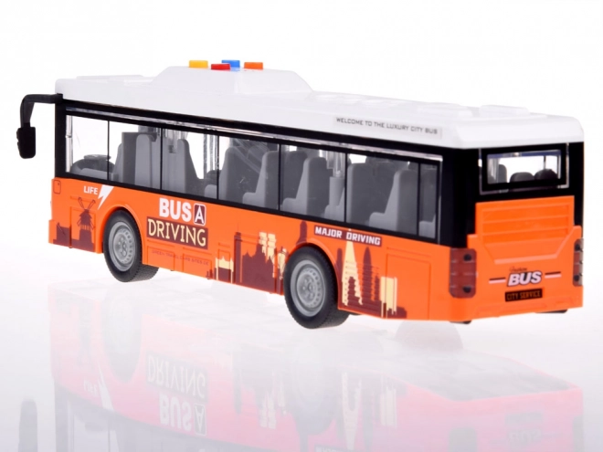 Stor bus med lyde og lys