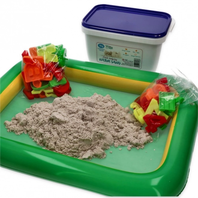 NaturSand kinetisk sand 3 kg med forme og sandkasse