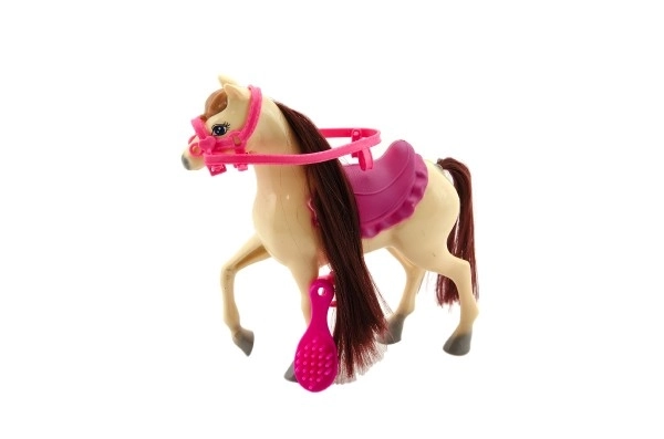 Tjekkisk hest med tilbehør 16 cm