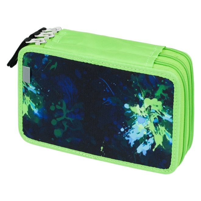 Rummeligt tre etagers design