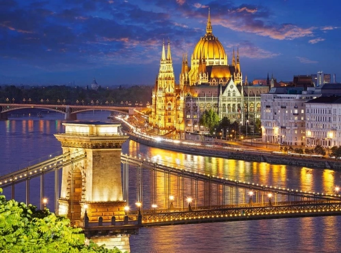 Puslespil 2000 brikker – Budapest i skumringen