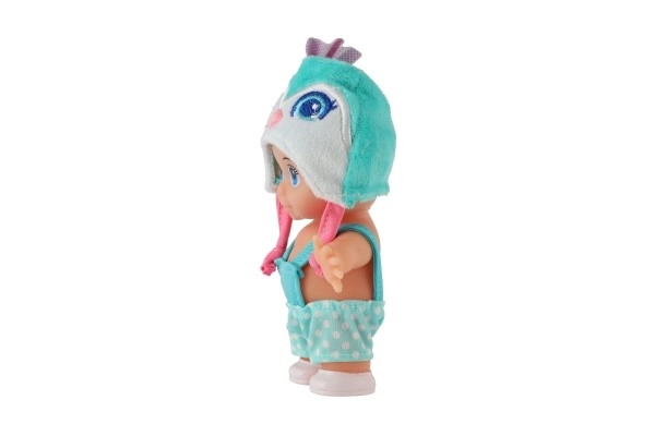 Dukke/baby med hue plastik fast krop 15cm 4 slags i æske 9x16x6cm