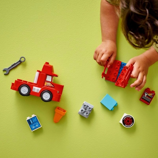 LEGO DUPLO Disney Biler Maniek i kapløbet