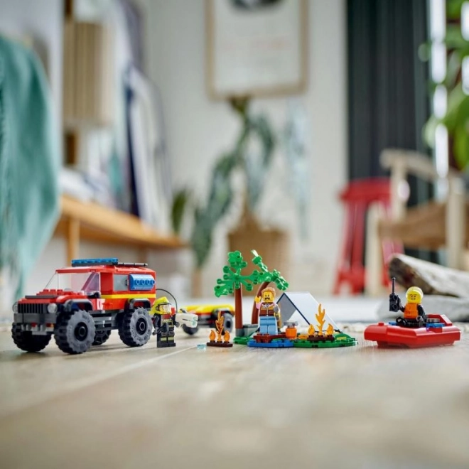 LEGO® City 60412 Brandbil 4x4 og redningsbåd
