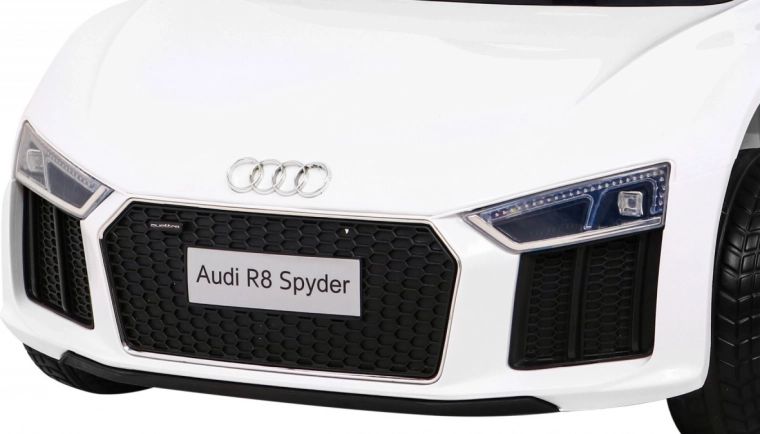 Musik, lys og realistiske detaljer