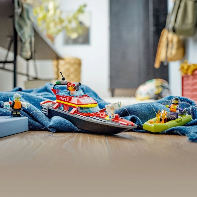 LEGO® City 60373 Brandmandsredningsbåd og jolle