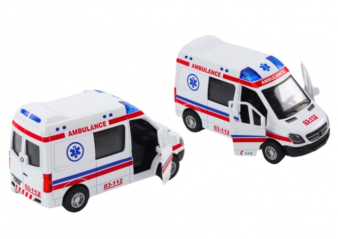 ambulance legetøj med åbne døre, lys og lyd 1:32 hvid