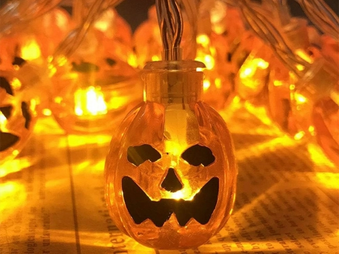 Hængende LED græskarguirlande til Halloween