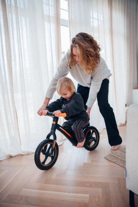 Balancerende cykel MoMi Mizo sort