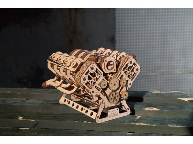 Ugears 3D træpuslespil motor V8