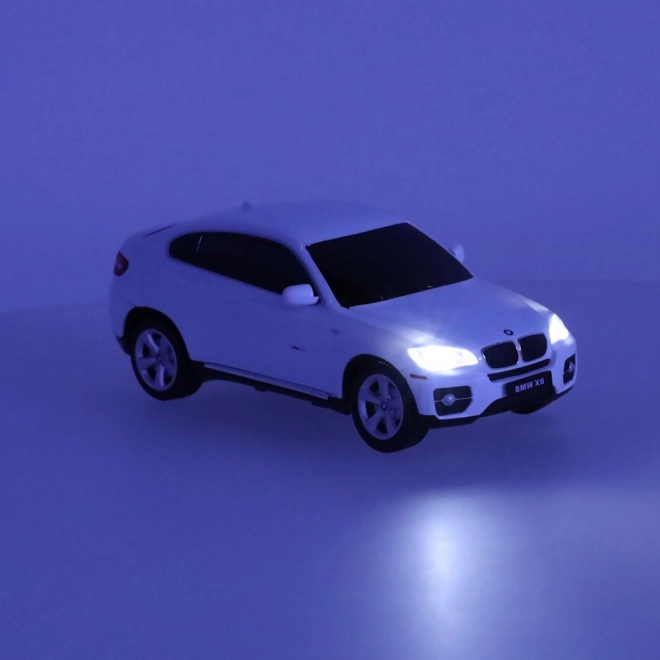 Fjernstyret bil BMW X6 1:24 hvid