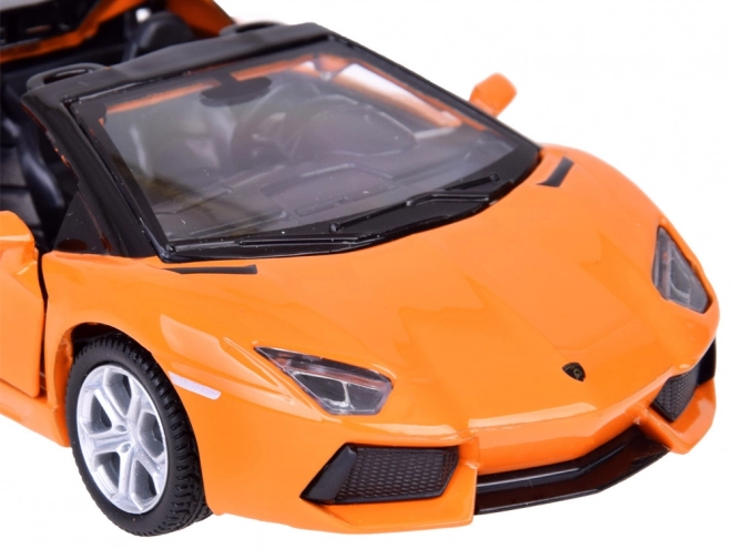 Metalmodelbil Lamborghini Aventador Roadster 1:32 interaktiv