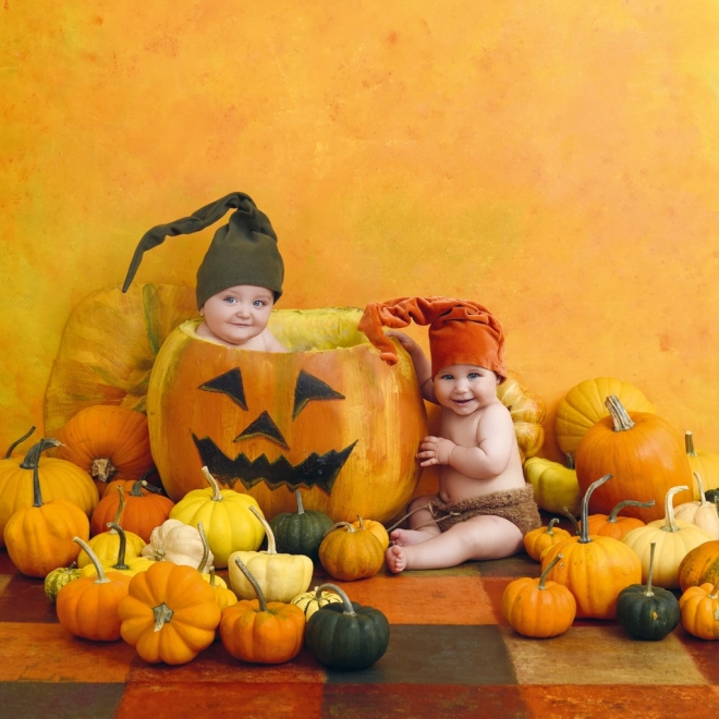 Notekalender Babies – Věra Zlevorová 2025, 30 × 30 cm