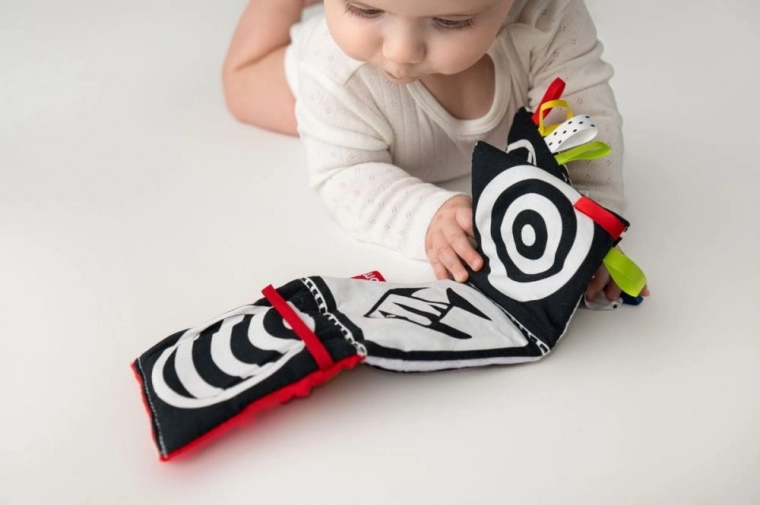 Kontrastvisuel stimulering fra de første dage