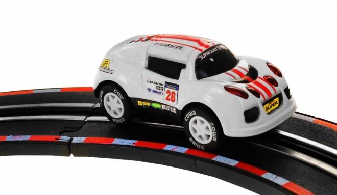 Elektrisk jernbane Racetrack 2-i-1 for børn 6+ med fjernbetjening + lokomotiver + vogne + biler