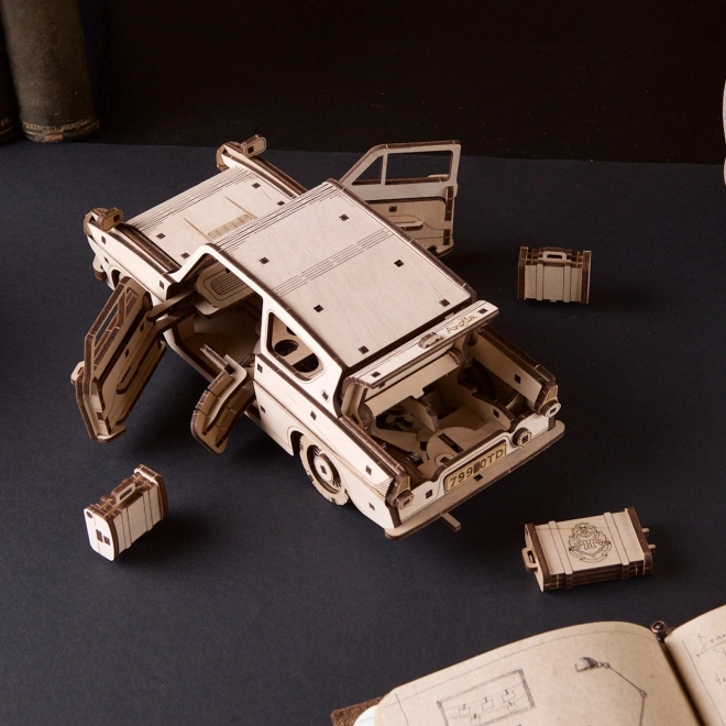 Ugears 3D træmaskinpuslespil Harry Potter Flyvende Ford Anglia