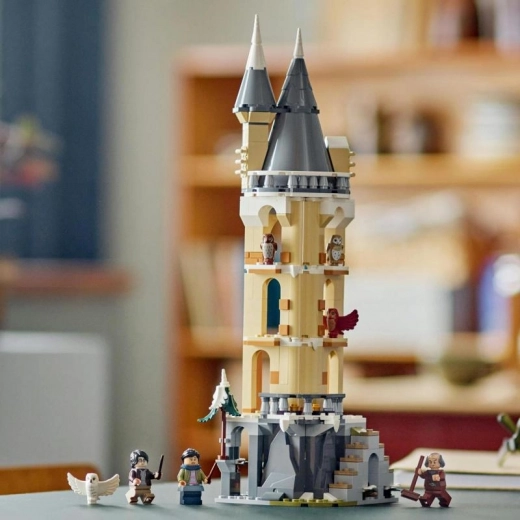 Minifigurer og 5 uglefigurer til magiske scener